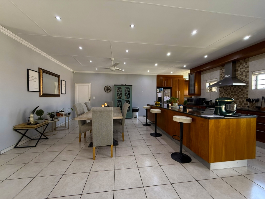 4 Bedroom Property for Sale in Baillie Park North West